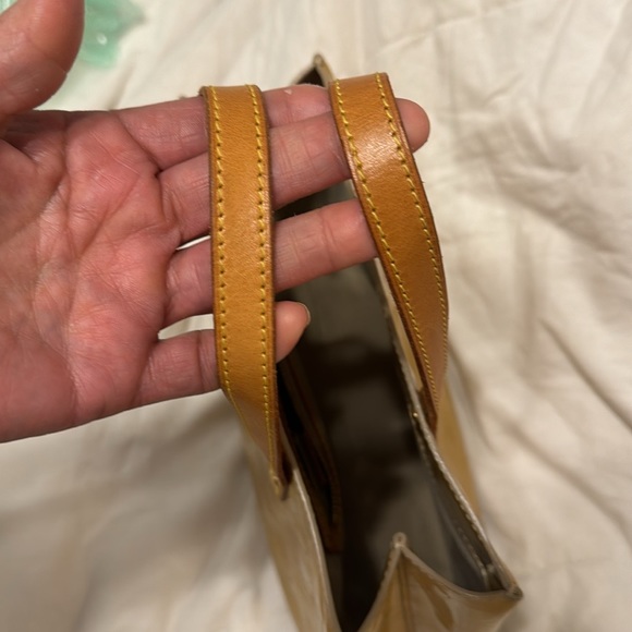 Louis Vuitton Bag Reade Monogram Vernis Pm Yellow/Gold Patent Leather Tote Small - Picture 12 of 13